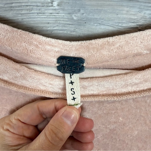 We The Free Light Pink Long Sleeve Top - Picture 2 of 5